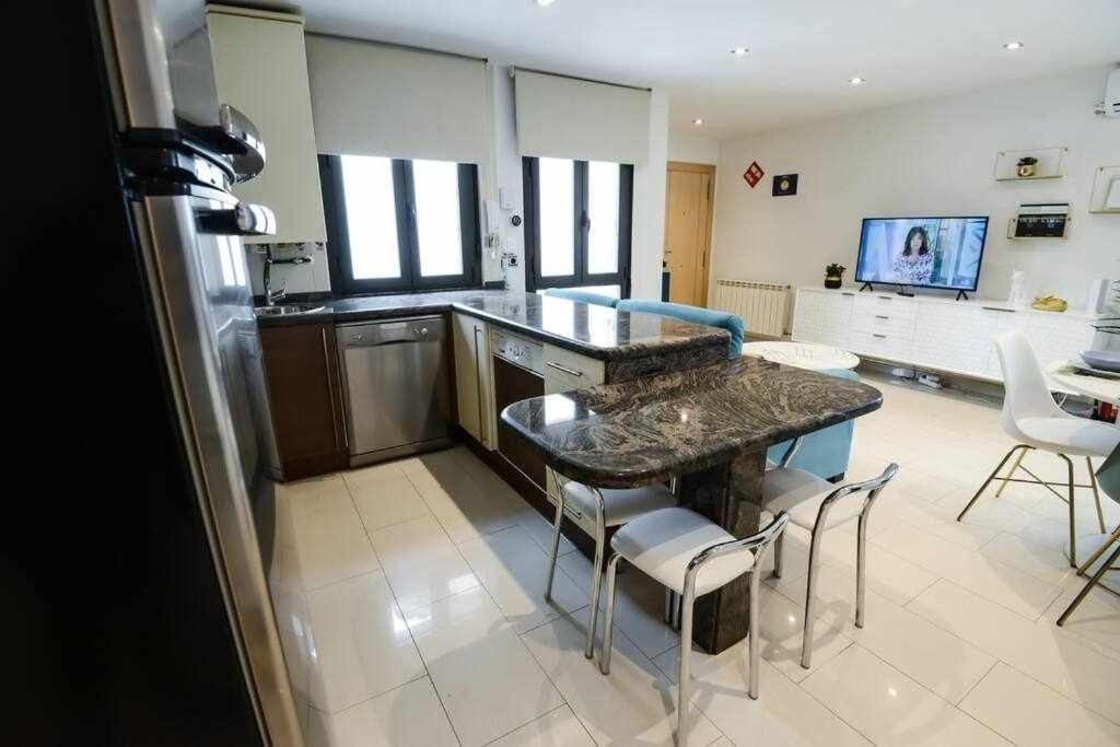 Apartament Sientete Como En Casa En Apartamento Padre Isla León Zewnętrze zdjęcie
